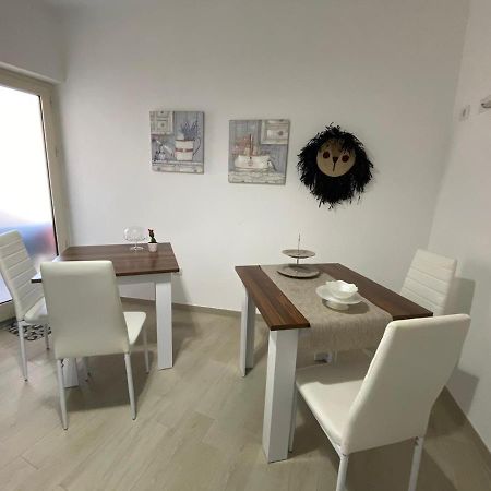 Bed And Breakfast Il Limone ซานปาสกวาเล ภายนอก รูปภาพ