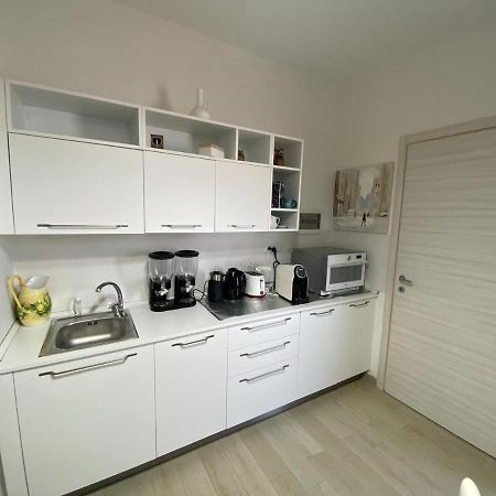 Bed And Breakfast Il Limone ซานปาสกวาเล ภายนอก รูปภาพ