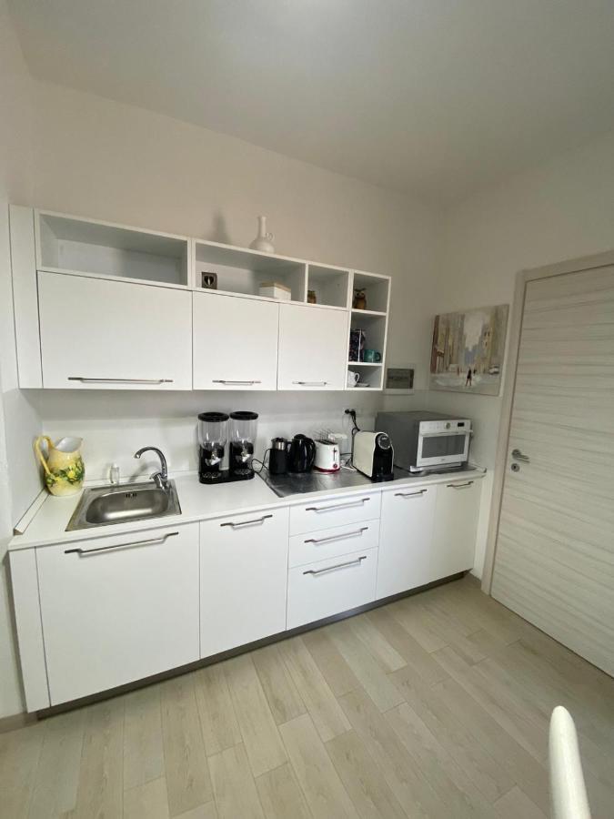 Bed And Breakfast Il Limone ซานปาสกวาเล ภายนอก รูปภาพ