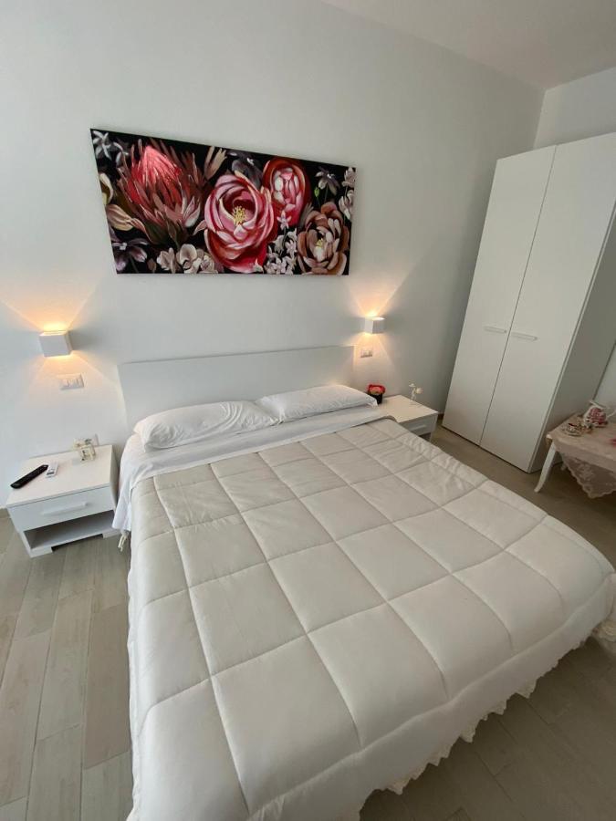 Bed And Breakfast Il Limone ซานปาสกวาเล ภายนอก รูปภาพ