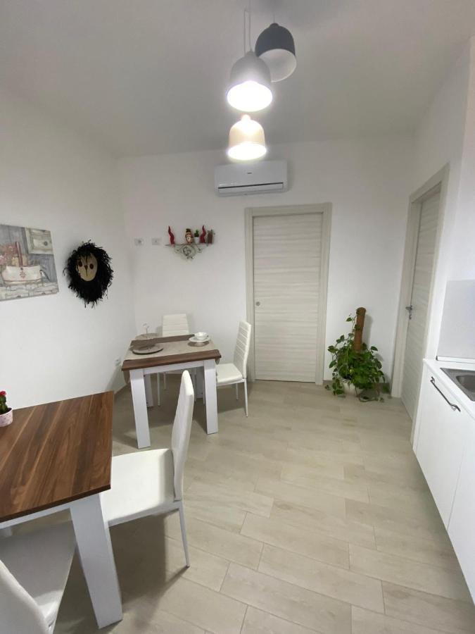 Bed And Breakfast Il Limone ซานปาสกวาเล ภายนอก รูปภาพ
