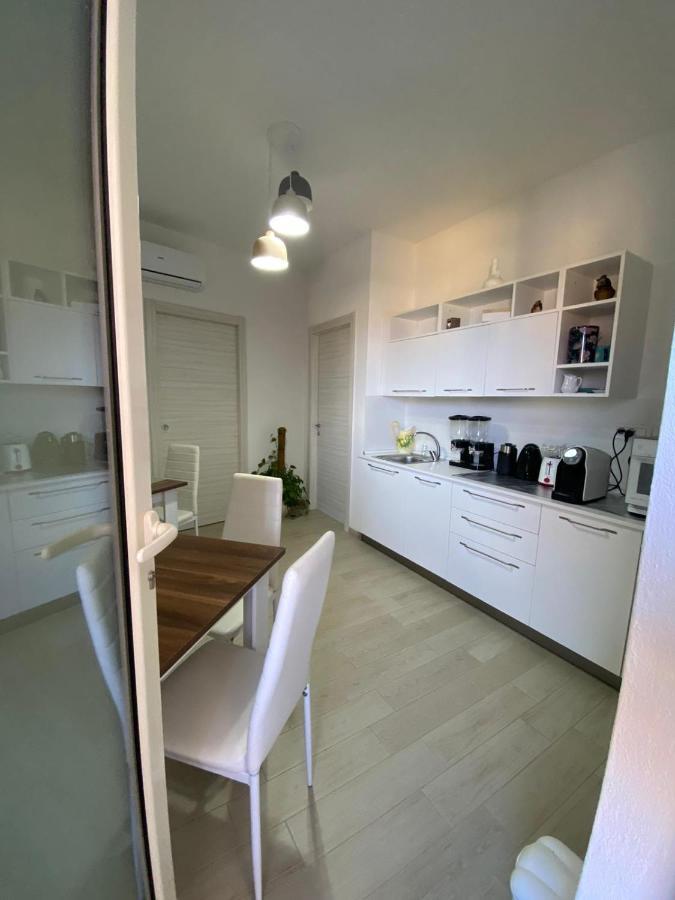 Bed And Breakfast Il Limone ซานปาสกวาเล ภายนอก รูปภาพ