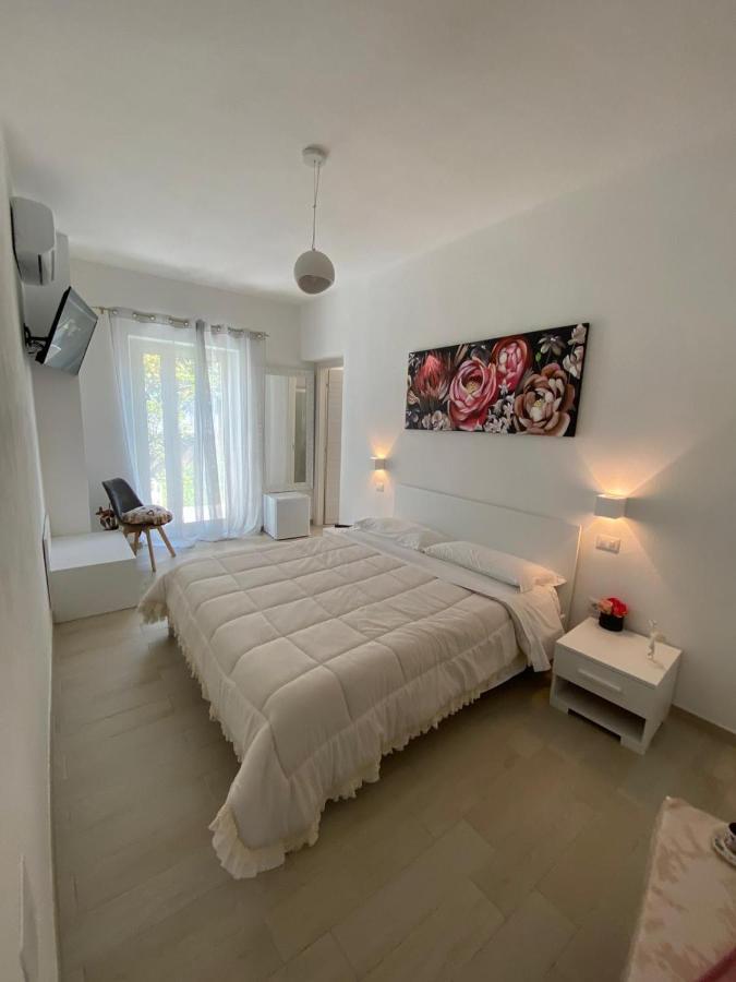 Bed And Breakfast Il Limone ซานปาสกวาเล ภายนอก รูปภาพ